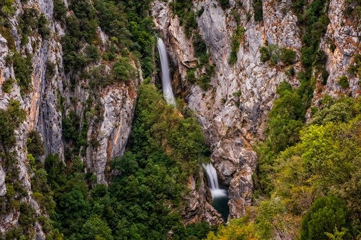 Gubavica Wasserfall in der Cetina Schlucht, Kroatien