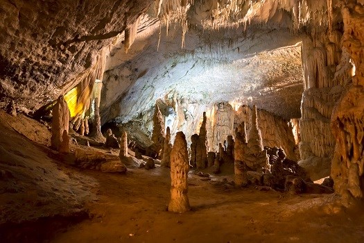 Tropfsteine in der Postojna-Höhle