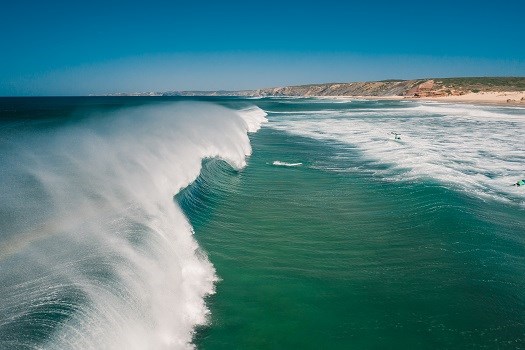 Wellen an der Algarve, Portugal