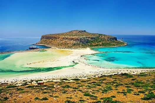 Kristallklares Wasser der Betonbucht Balos, Kreta Insel